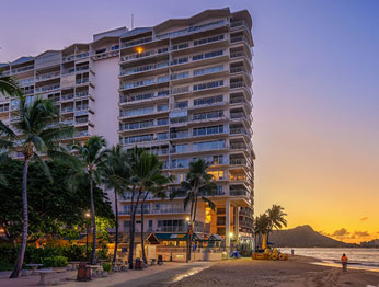 Castle Waikiki Shore